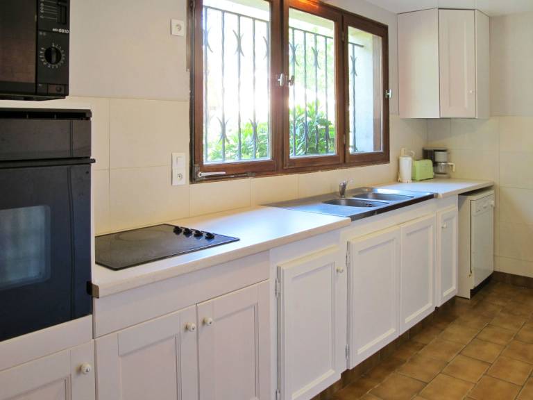 Fully equipped vacation home with patio, garden & BBQ | Dogs allowed — photo 5