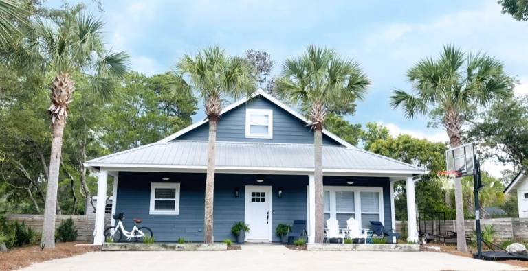 Pinewood Cottage in Rosemary Beach, FL