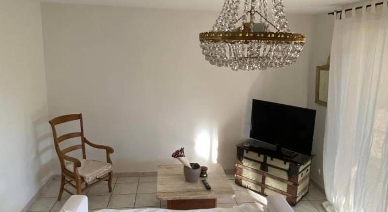Apartment with pool in Saint-Paul-les-Dax
