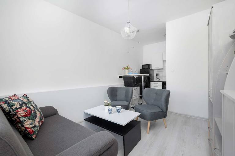 Okopowa 12 Ko obrzeg Bright Apartment A C — photo 4