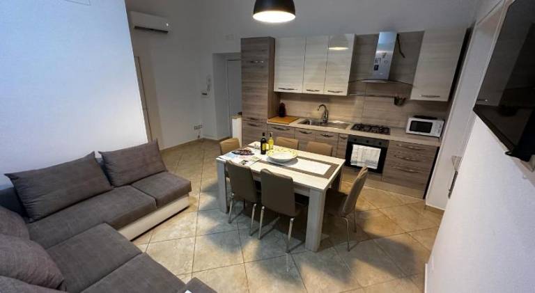 Rental apartment with 2 rooms for 4 persons — photo 2