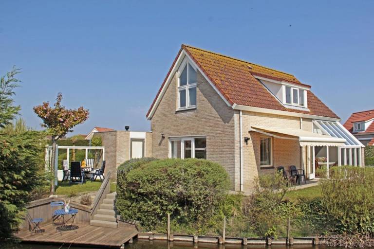 Voll ausgestattetes Ferienhaus mit Garten und Terrasse | Nah am Strand | Haustiere sind willkommen