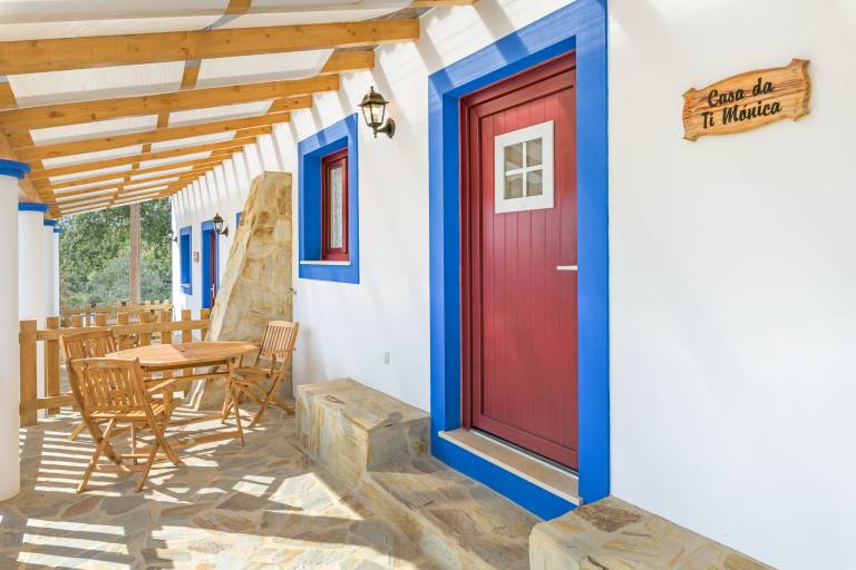 House with pool, BBQ & yard | Mountain view in Beja