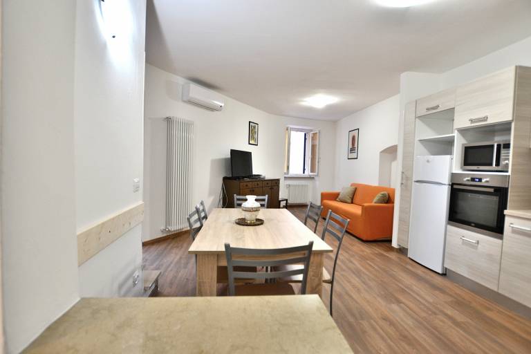 Holiday apartment with terrace — photo 2