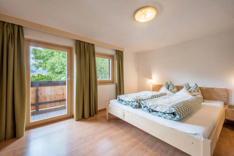 Apartment “Hochwilde Jogglanderhof” with Mountain View, Private Balcony, and Wi-Fi — photo 4