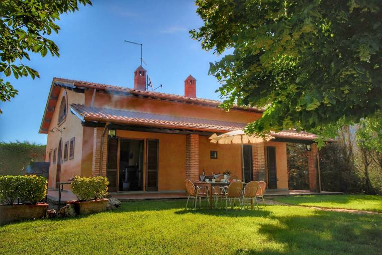 Holiday apartment with yard, pool & terrace | Nature view — photo 3