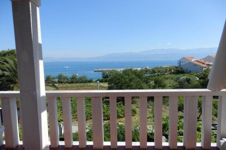 Holiday apartment with patio & barbeque | Sea view in Supetar