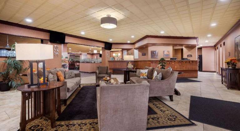 Quality Inn & Suites Syracuse Fairgrounds — photo 3