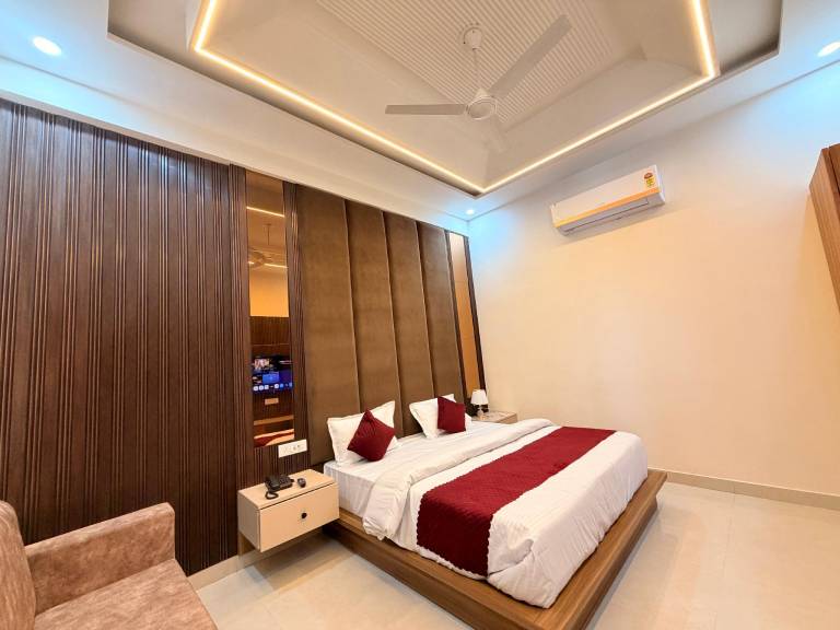 Oasis hotel