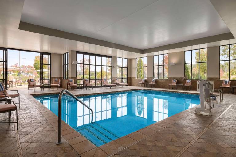 Embassy Suites by Hilton Chattanooga Hamilton Place — photo 4