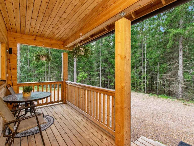 Vacation home with patio & sauna | Nature view — photo 3