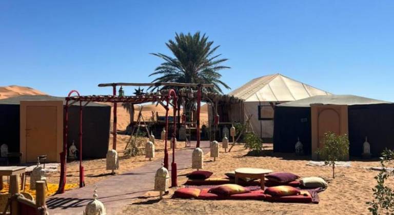 Tent with yard & terrace — photo 4