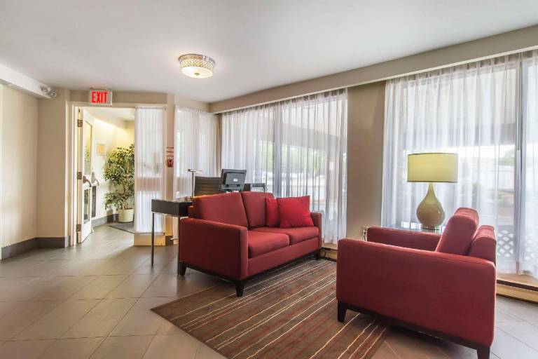Comfort Inn — photo 2