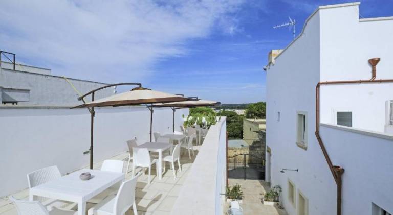 Serviced apartment with barbecue & terrace — photo 3