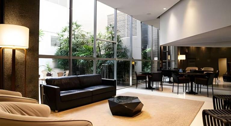 Apartment with pool — photo 3