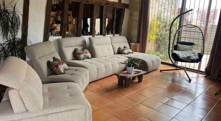 Vacation home with pool — photo 4