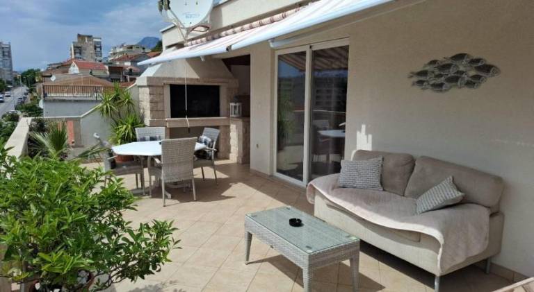 Rental apartment with terrace — photo 3