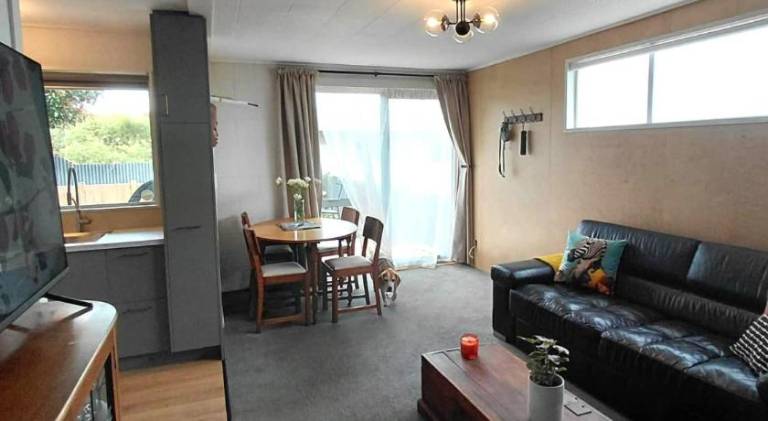 Holiday apartment with 2 rooms for 5 persons — photo 2