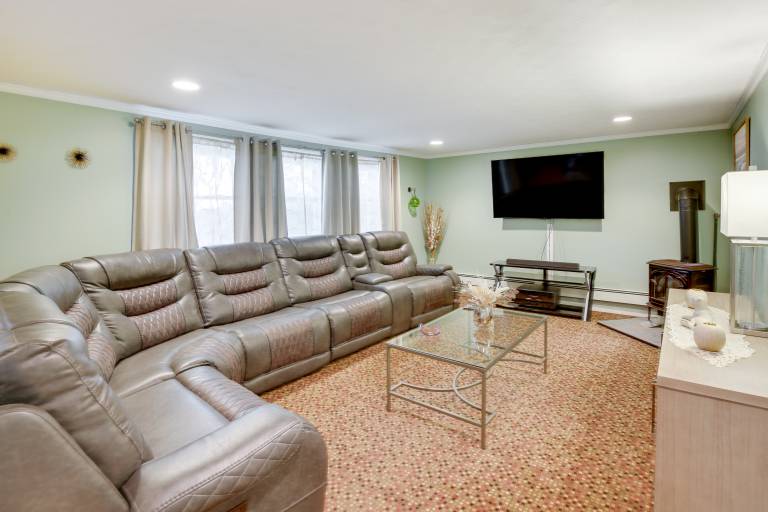 Great for Families: Waterville Retreat w/ Yard! in Waterville, ME