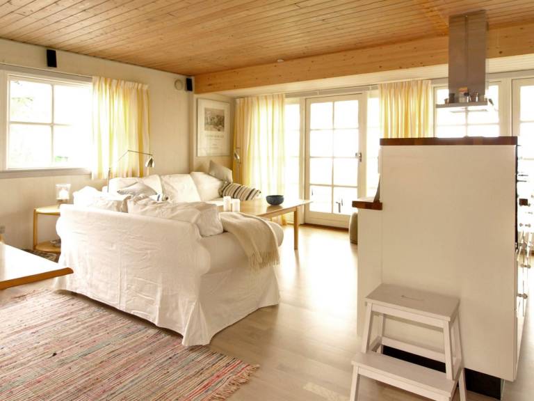 Children-friendly charming vacation home with patio & barbecue | Sea view | Pets are welcome — photo 5