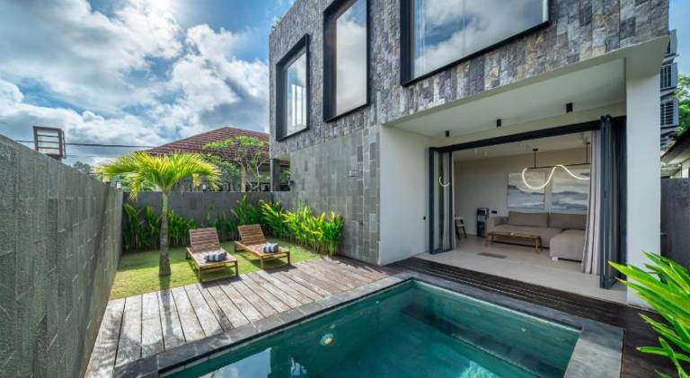 Villa with pool in Pecatu