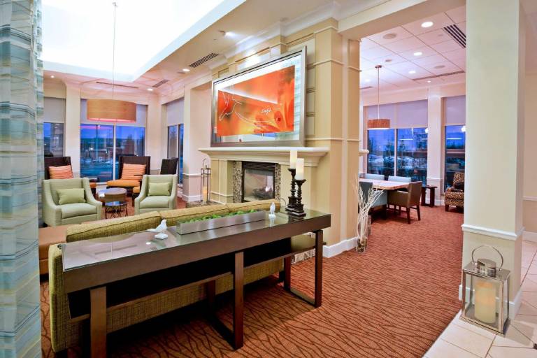 HIlton Garden Inn Detroit/Novi — photo 2