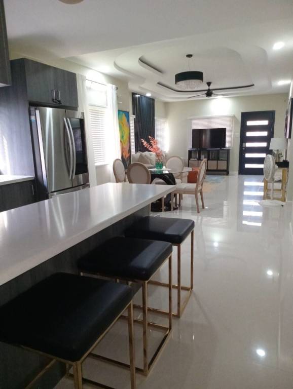 House Ocho Rios