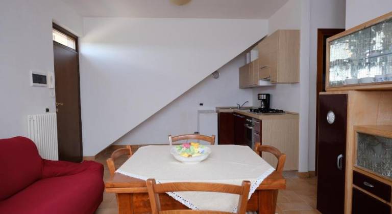 Rental apartment with patio, grill & pool | Pet-friendly — photo 4