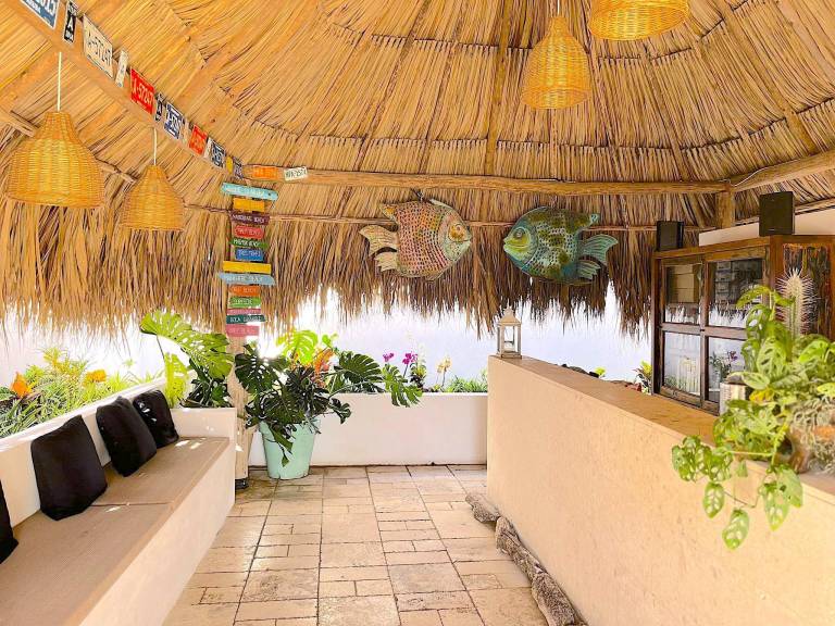 Spacious holiday apartment with pool, yard & jacuzzi | Close to the beach | Pets allowed — photo 2