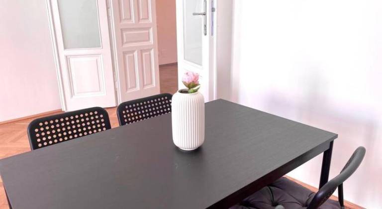Rental apartment with 2 rooms for 6 persons — photo 3