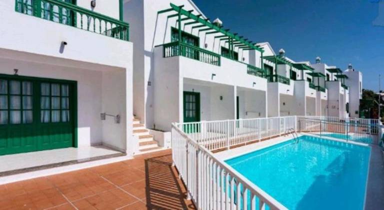 Beautiful holiday apartment with terrace & pool | Pets allowed — photo 3