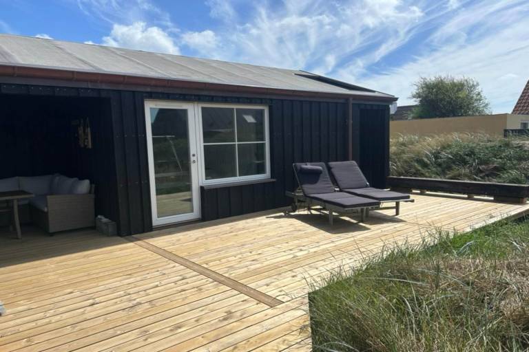 Vacation home with terrace — photo 3