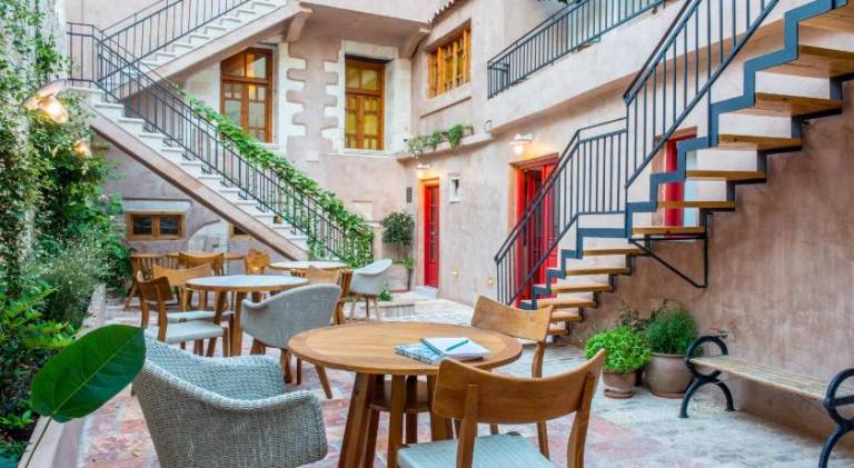 Hotel Off in Chania