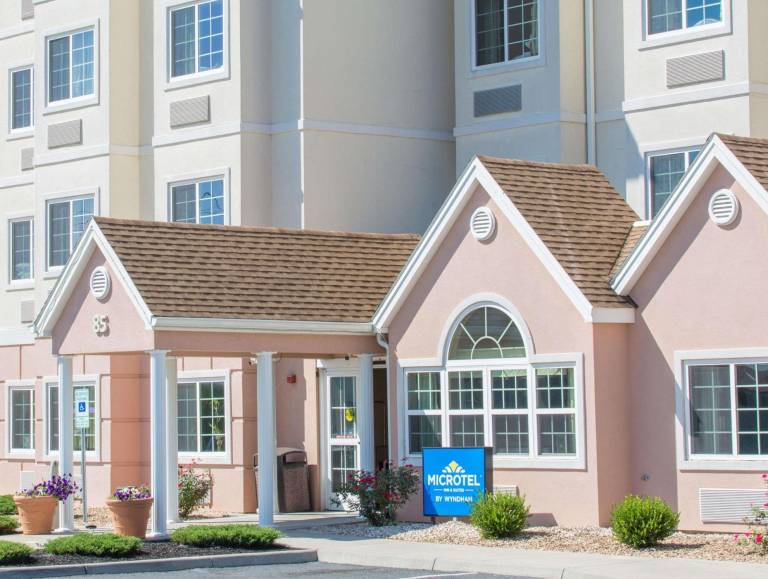 Microtel Inn & Suites by Wyndham Harrisonburg in Harrisonburg, VA