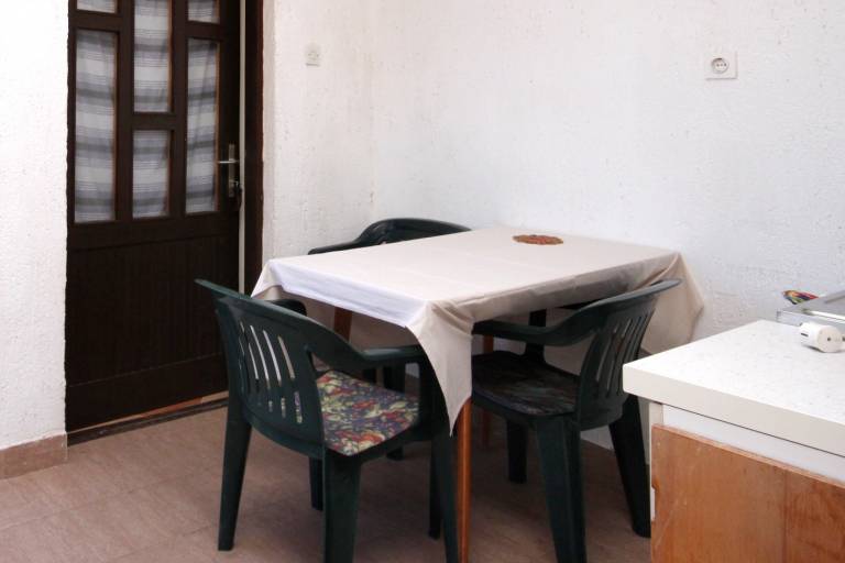 One bedroom apartment with balcony Sućuraj, Hvar (A-6732-c) — photo 3