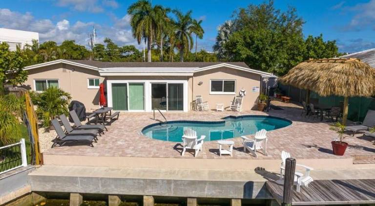 Vacation home with pool in Fort Lauderdale, FL