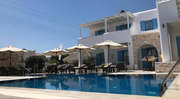 Family-friendly serviced apartment with pool & patio | Good for workation | Pets allowed in Paro
