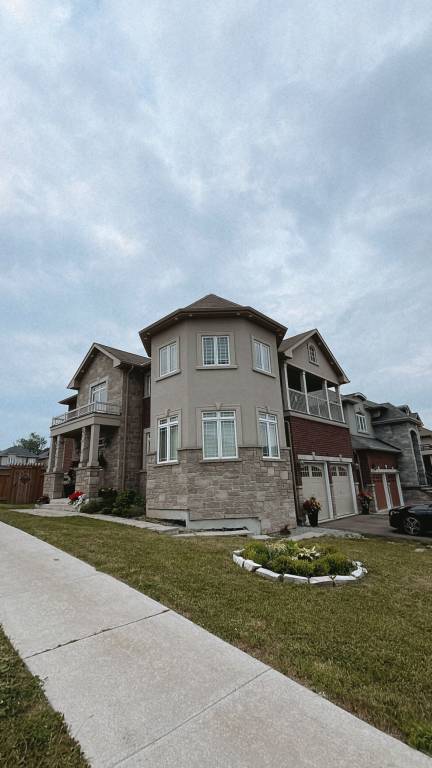 House Richmond Hill