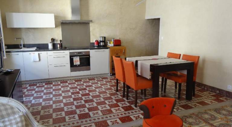Fully equipped house with patio | Pets allowed — photo 3