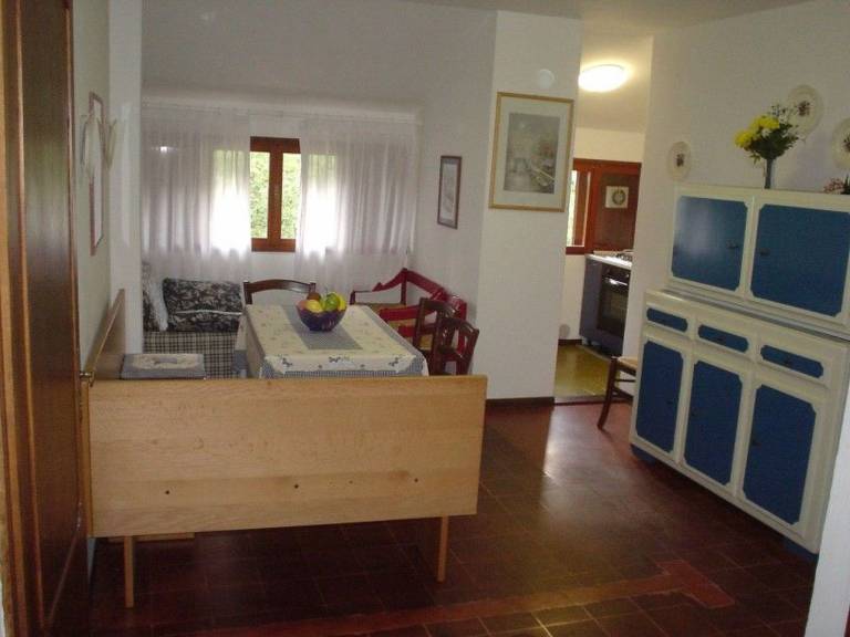 Holiday apartment with 2 rooms for 5 persons — photo 2