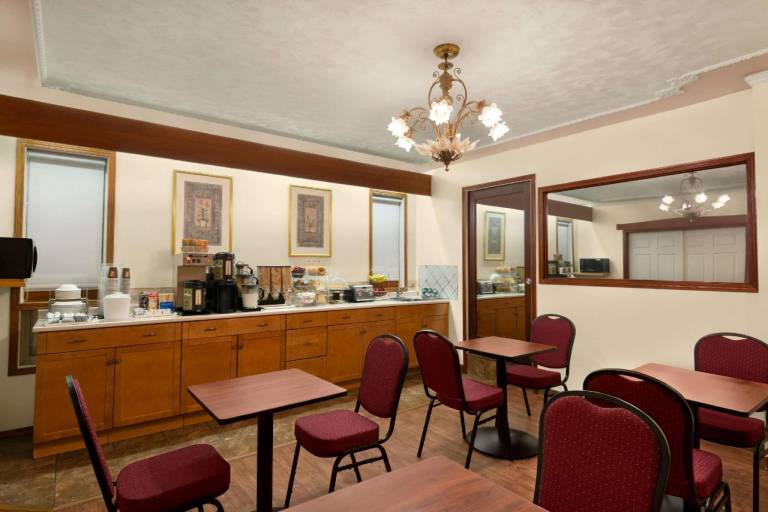 Travelodge by Wyndham Quesnel BC — photo 4
