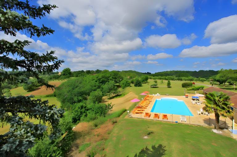 House with terrace, yard & pool | Garden view in Gaillard
