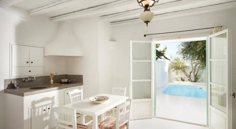 Thalassitra Private Pool Suites — photo 5