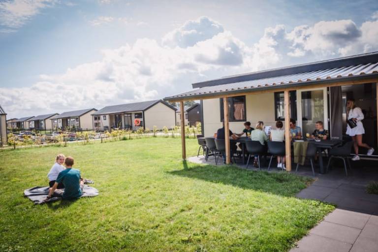 Rental with terrace in Giethoorn