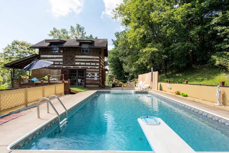 Cabin  Portland