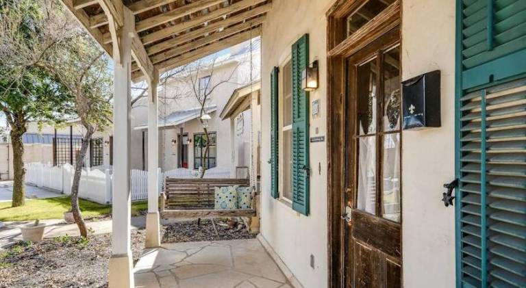 Gardens of Baron's Creek - Unit D — photo 5