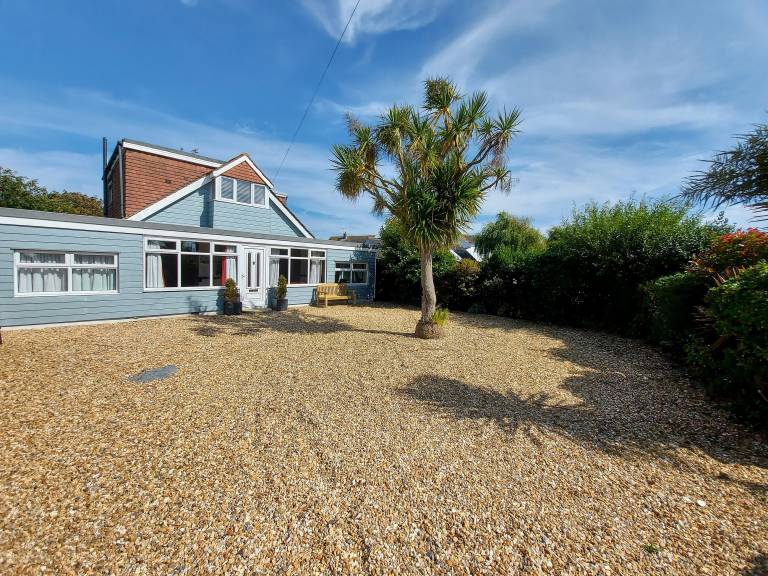 Cottage  Littlehampton