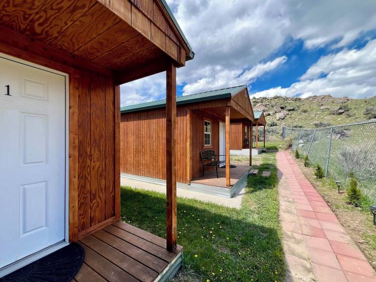 Cabin Gardiner