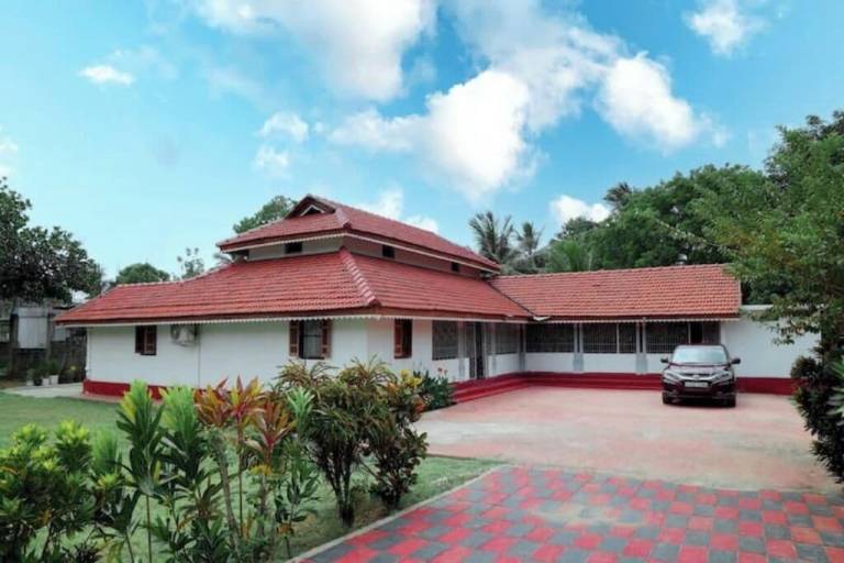 Cottage Karaveddi