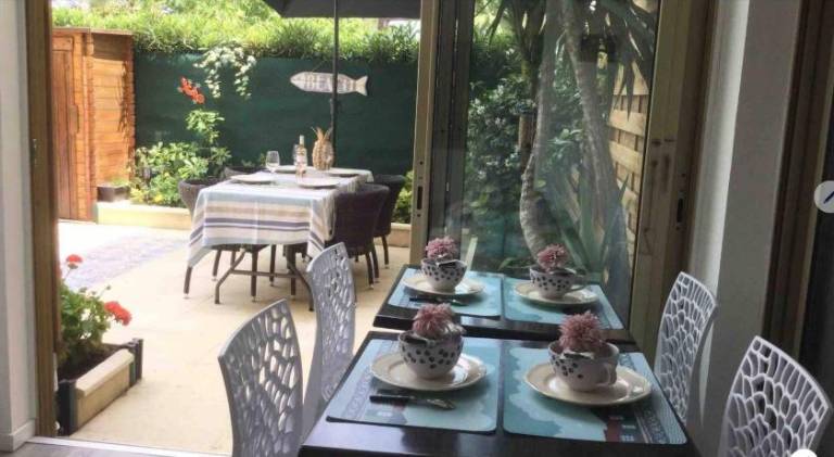 Holiday apartment with garden & patio | Close to the beach | Good for workation | Dogs allowed in Biot